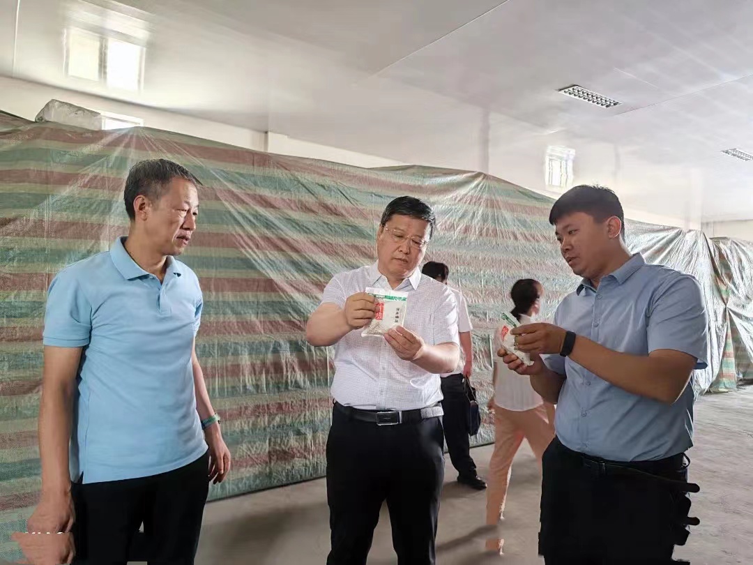 华体平台党委书记、董事长杜志国在朔州、大同分公司调研