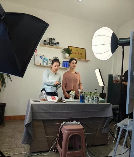 山西省盐业集团晋盐抖音直播间推出